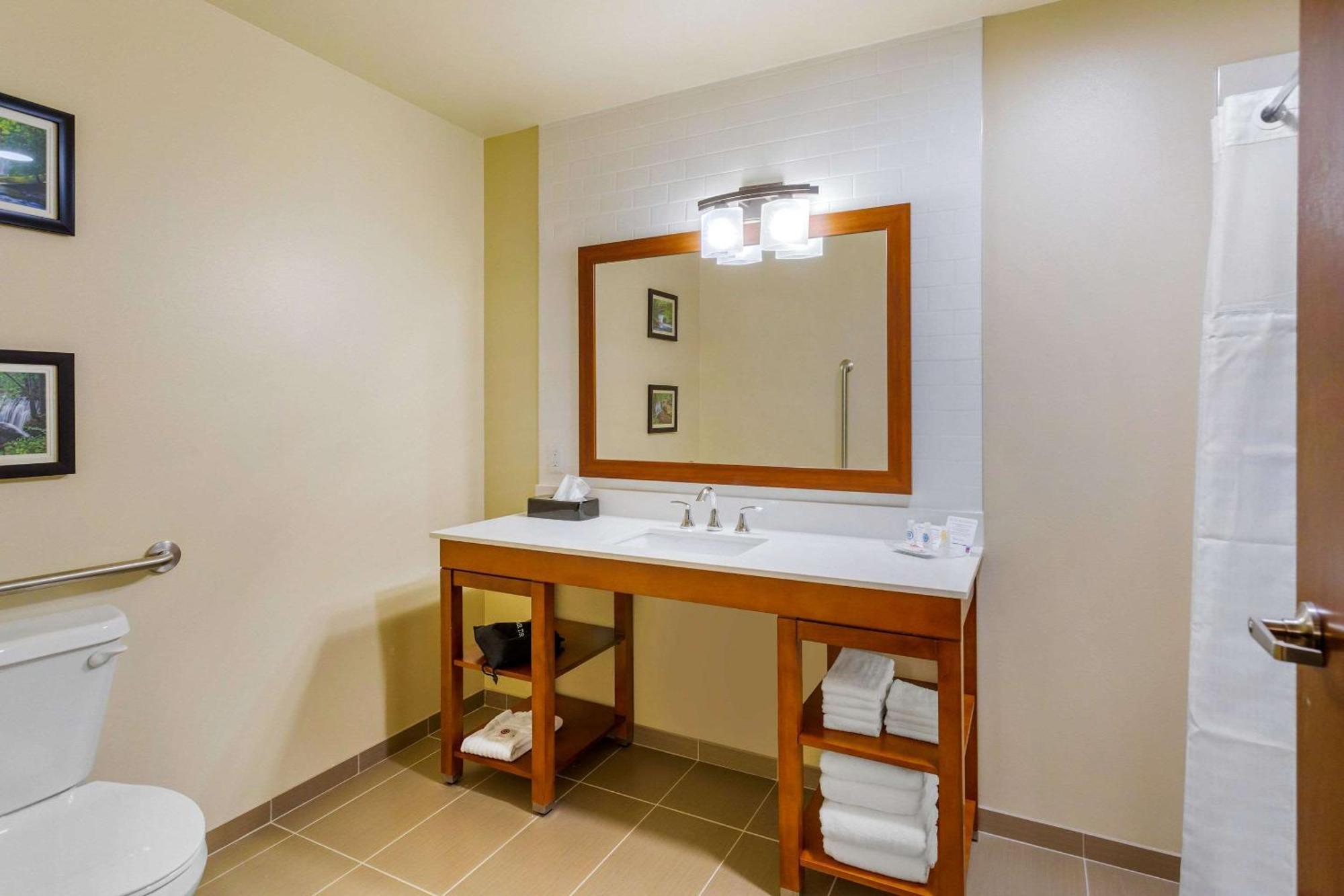 Comfort Suites Burlington Near I-5 Eksteriør bilde