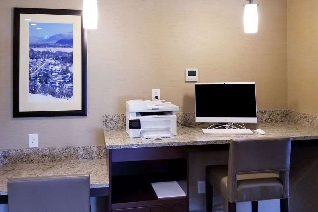 Comfort Suites Burlington Near I-5 Fasiliteter bilde